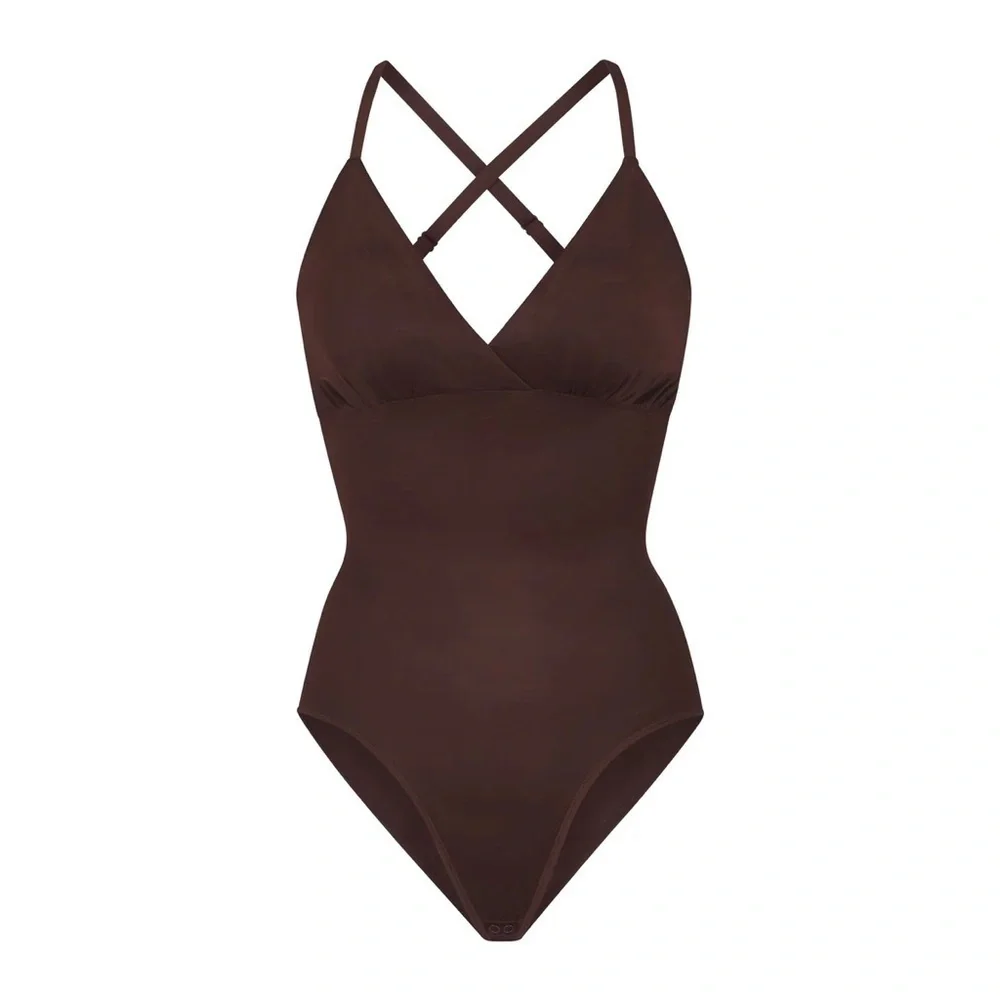 NWT Skims Barely There Shapewear Bodysuit Brief w/ Snaps Cocoa Brown XS